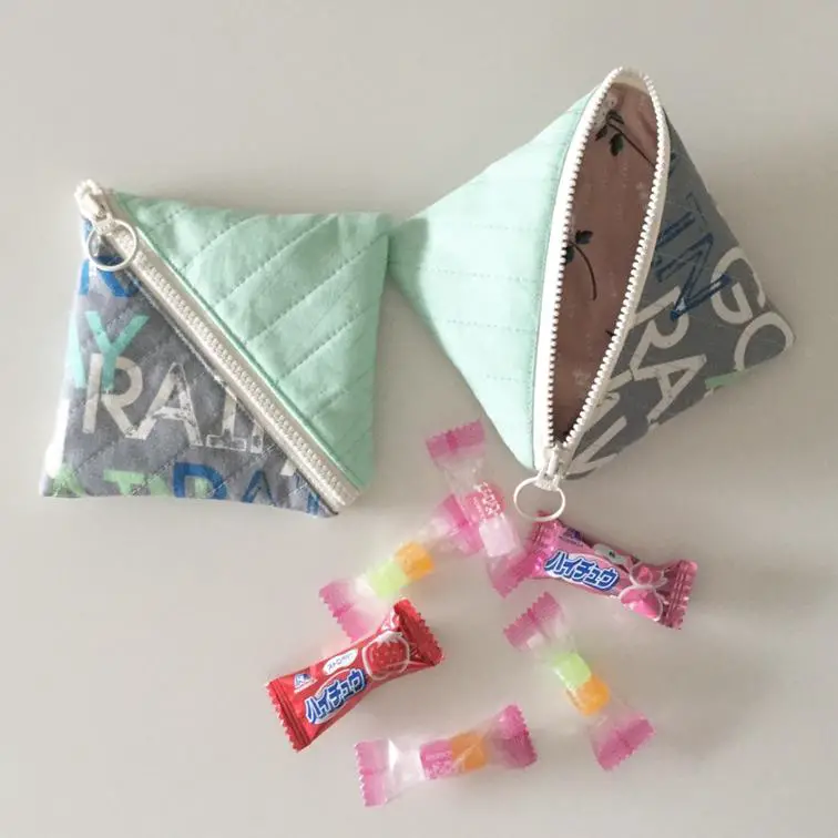 Half Square Triangle Coin Purse | Clever Sewing Projects To Upcycle Fabric Scraps