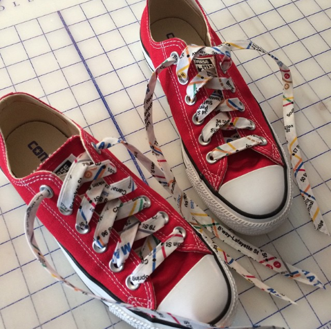 Refresh your sneakers with a few pieces of fabric scraps. This easy to make DIY is the perfect pick me up for your favorite sneakers. #DIY 