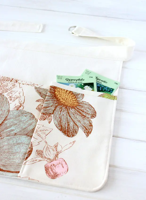 Gardening Apron with pockets tutorial