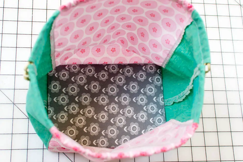 Drawstring bag with bottom tutorial