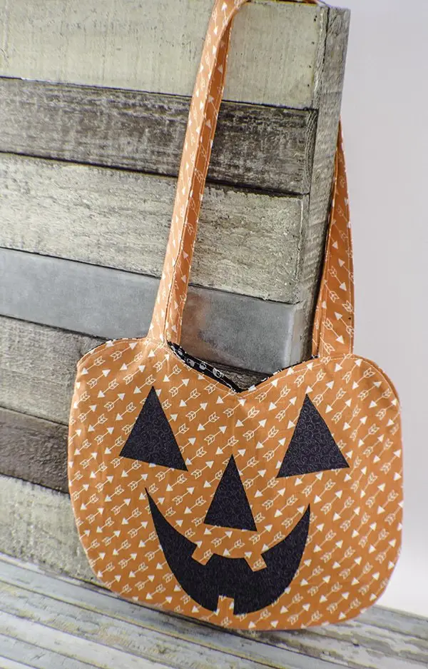 Free Halloween Pumpkin Treat Bag