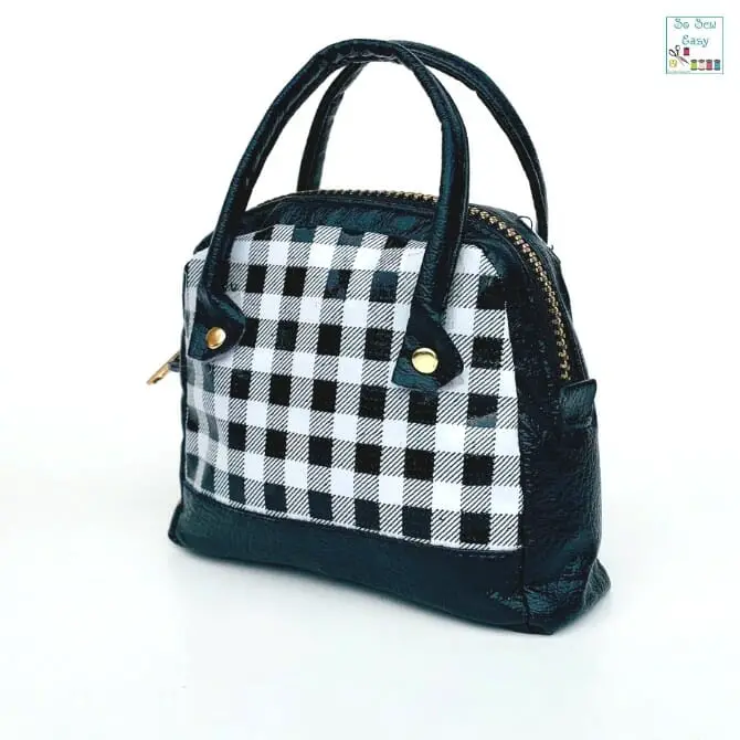 mini purse free sewing pattern using fabric scraps