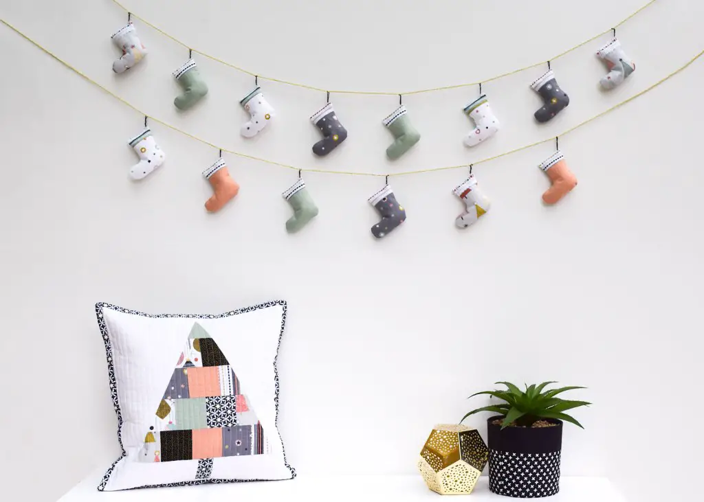 DIY holiday party garland