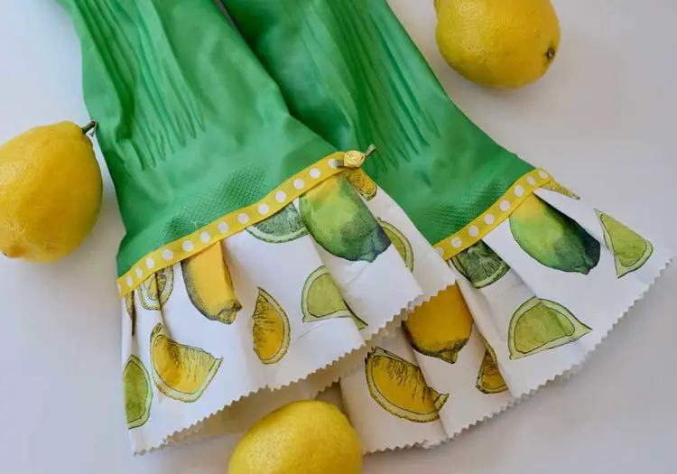 DIY Ruffled Rubber Gloves to motivate your spring cleaning
