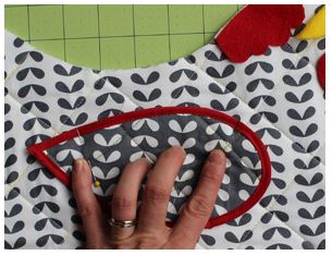 Quilted Chicken Bread Basket Cover – Sewing With Scraps