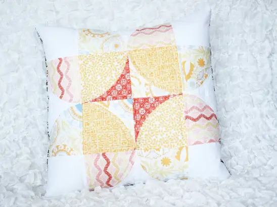 Daffodil Days pillow sewing tutorial