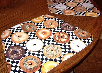 Free Placemat Pattern for Round Tables